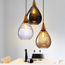 Lampe à suspension simple en verre transparent à la maison moderne
